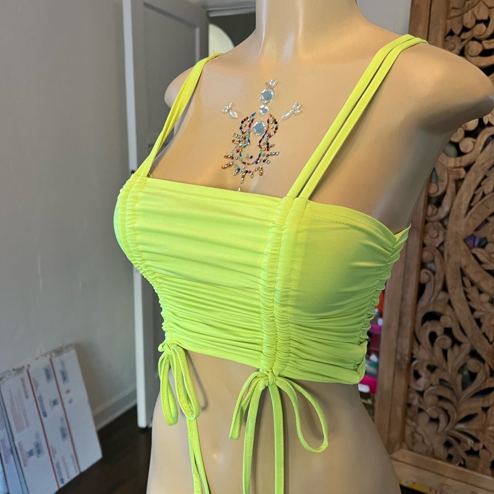 NWOT neon yellow sleeveless crop top size S